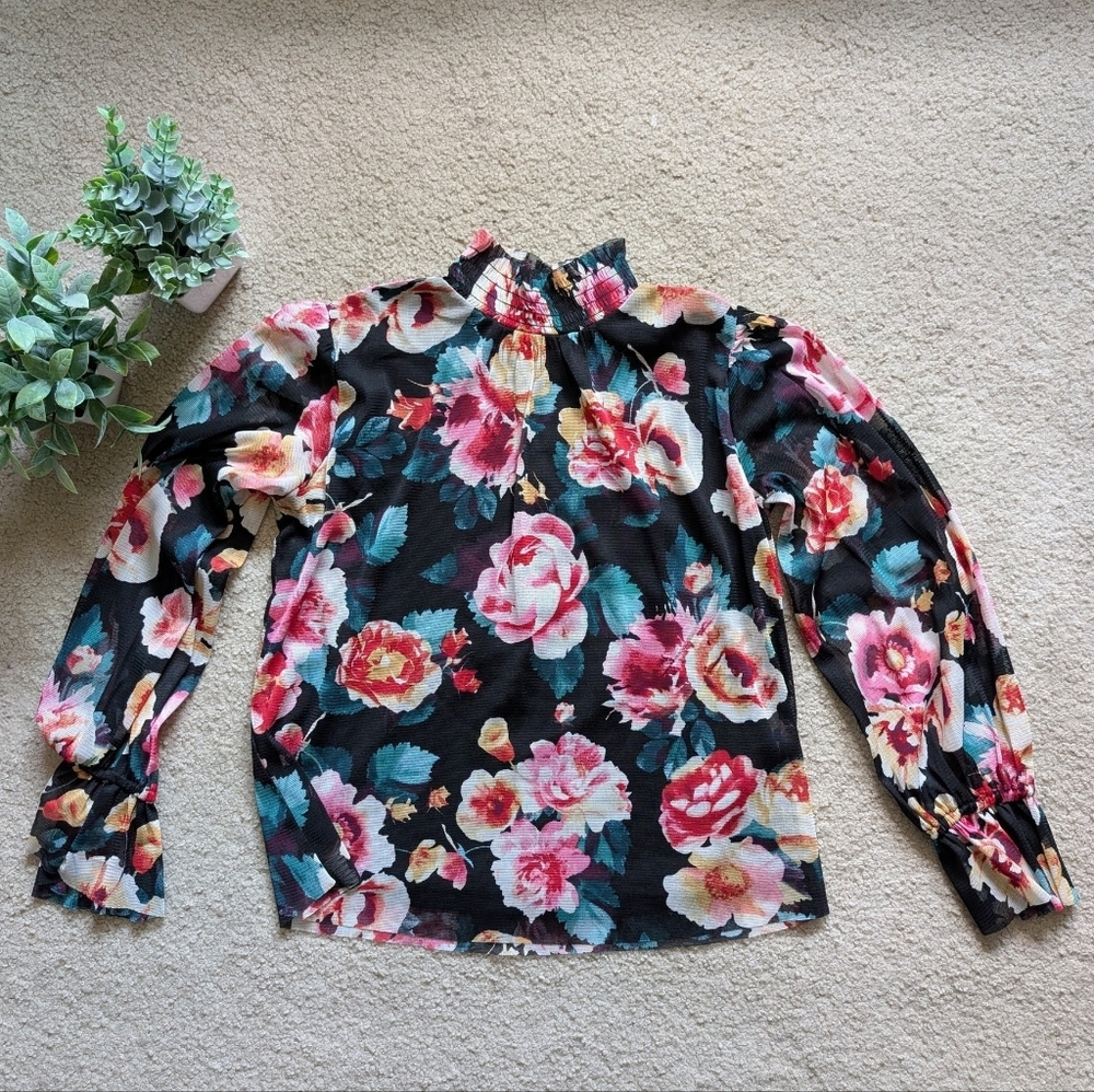Art Class Girl's Floral Long Sleeve Ruffle Blouse Medium